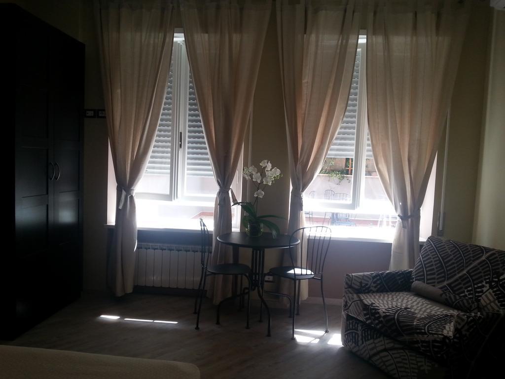 Domus Pio Xi° Bed & Breakfast - Rome — Photos 3